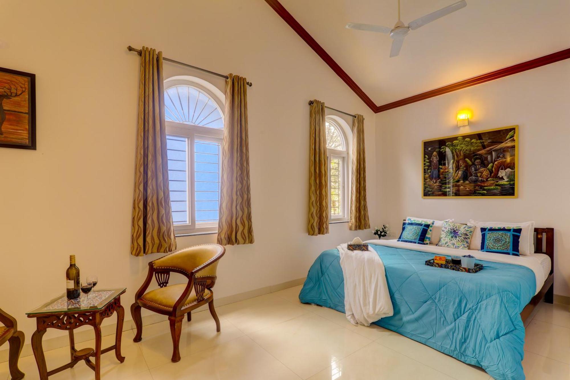 Jaqk Holidays - 9Bhk Villa For Big Groups, Private Pool-Wifi-Cartaker-Parking, North Goa Бага Екстер'єр фото