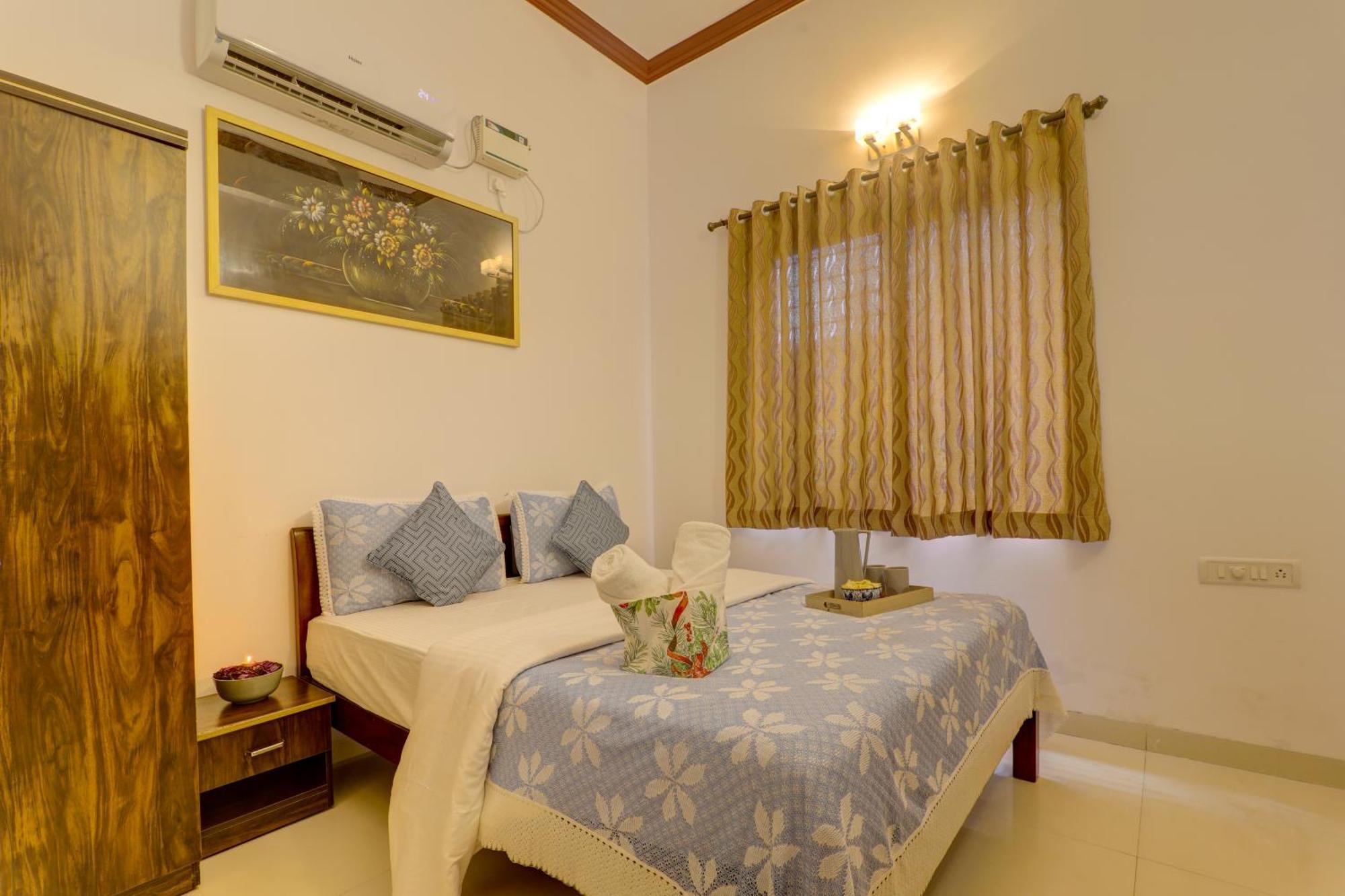 Jaqk Holidays - 9Bhk Villa For Big Groups, Private Pool-Wifi-Cartaker-Parking, North Goa Бага Екстер'єр фото